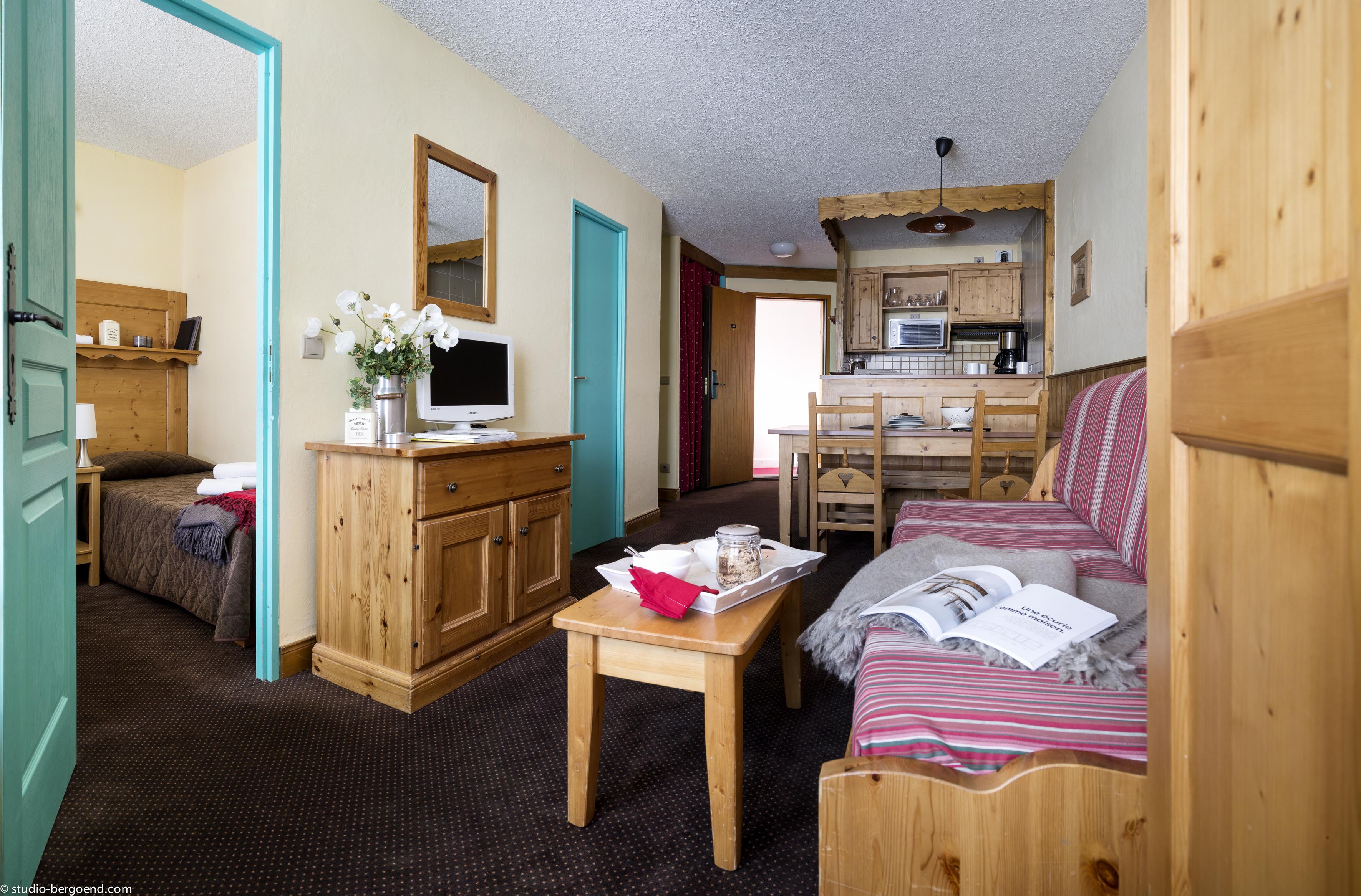 Le Cheval Blanc - Village Montana Val Thorens Exterior photo